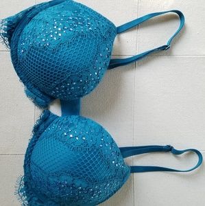 Victoria Secret bombshell bra
